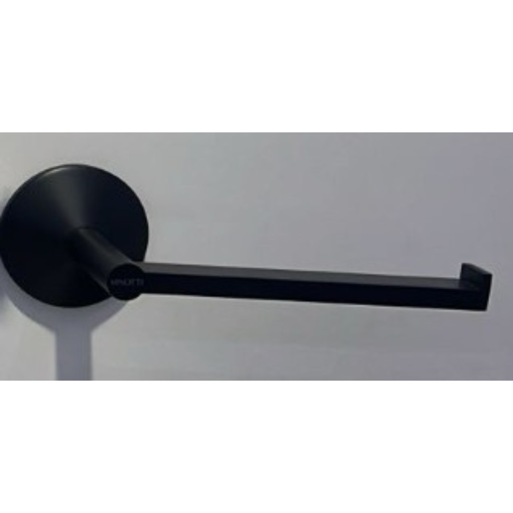 Бумагодержатель Minotti Unico Black