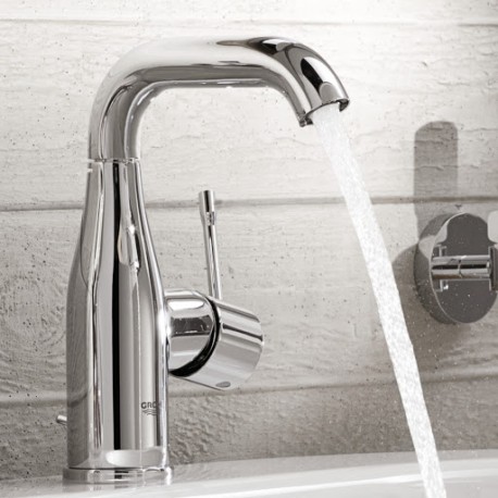 Смеситель для раковины GROHE Essence+ с высоким изливом, хром 23541001